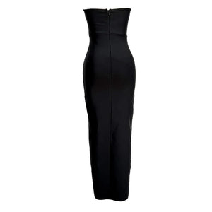 Elegant Black Strapless Long Dress with Side Slit and Chain Detail for Evening Events