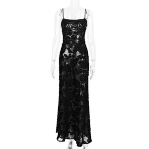 Elegant Black Lace Floor-Length Dress with Spaghetti Straps and Strapless Design