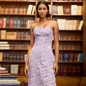 Elegant Lavender Lace V-Neck Slim Fit Dress with Spaghetti Straps