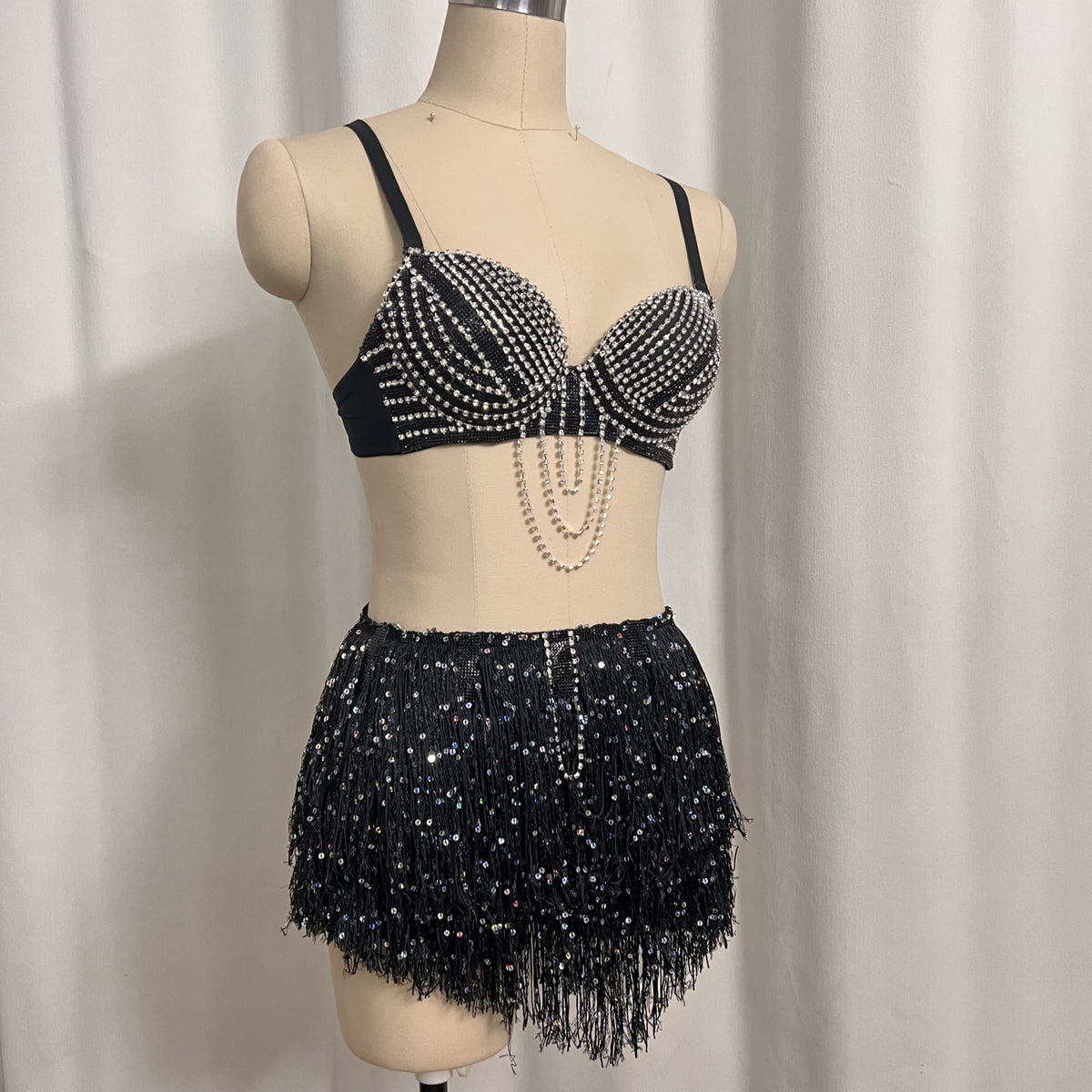 New Style Samba Carnival Handmade Belly Dance Diamond Costumes Bra,Panty And Mini Skirt 3 Piece Black Color